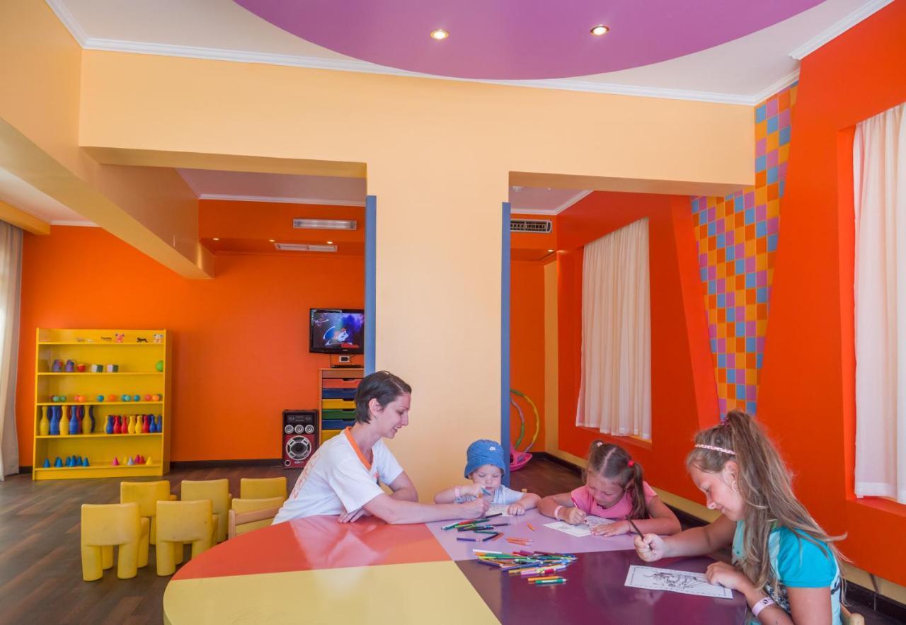 Rezort Sunny Days Palma De Mirette & 4*